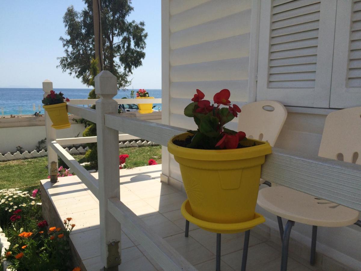 Vela E Bardhe Villa Dhermi Exterior photo