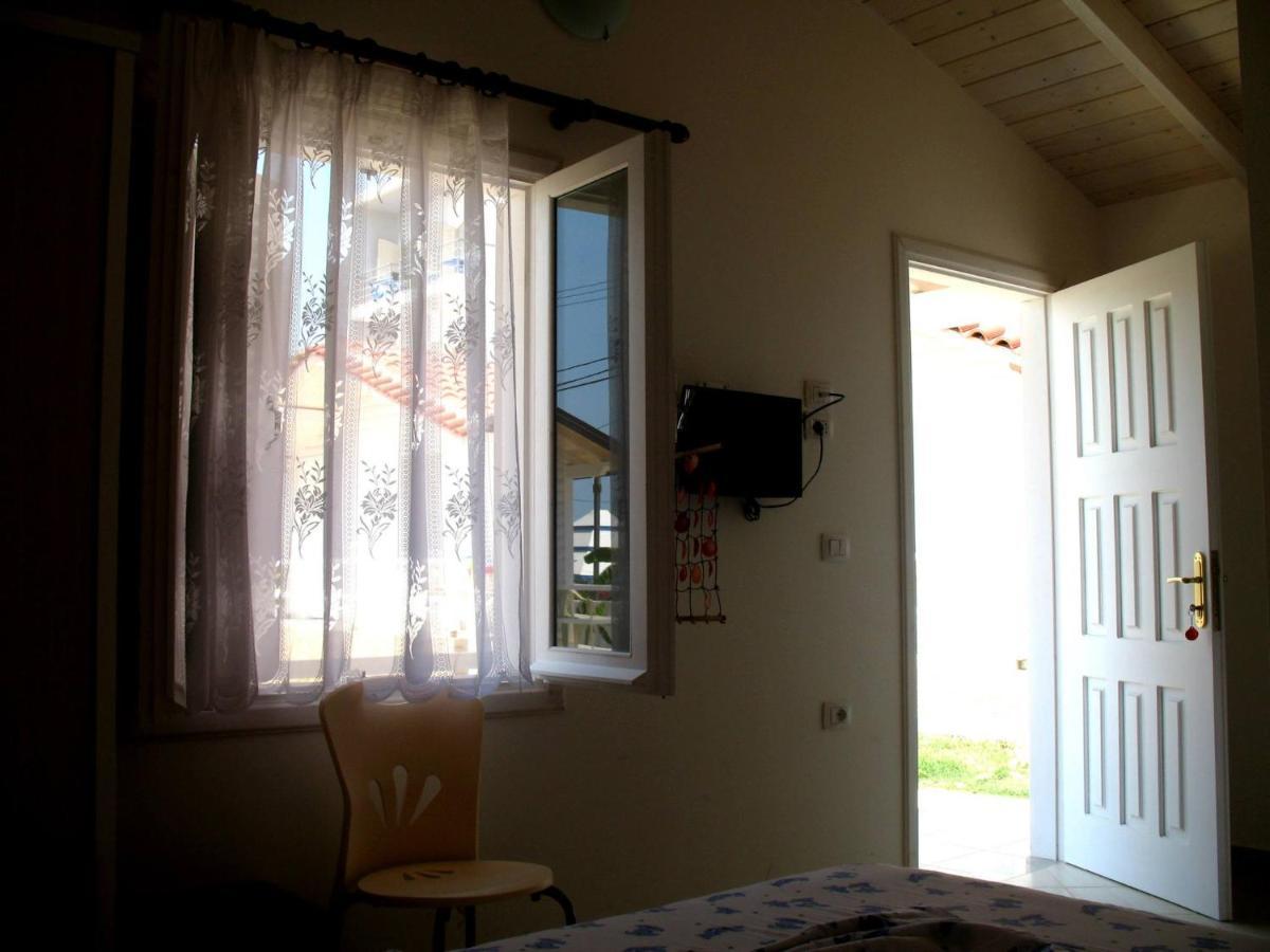 Vela E Bardhe Villa Dhermi Exterior photo